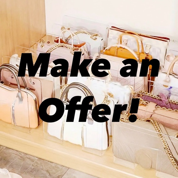 ‼️HANDBAG SALE ‼️ Make an Offer - Picture 1 of 6